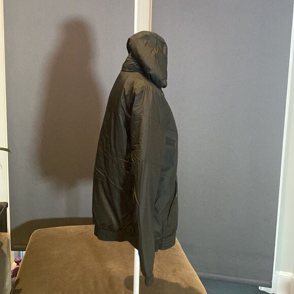 SOLD Kids Nike Black Youth Unisex Synthetic Fill Hooded Jacket Size XL NWT - Picture 4 of 14